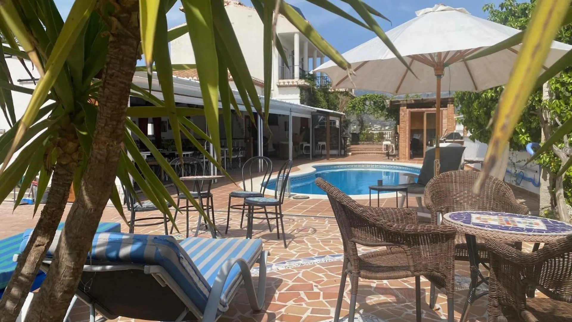Villa Lasueca Nerja 托罗克斯科斯塔